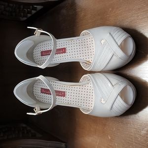 B.a.i.t. Layla Peep Toe Heels